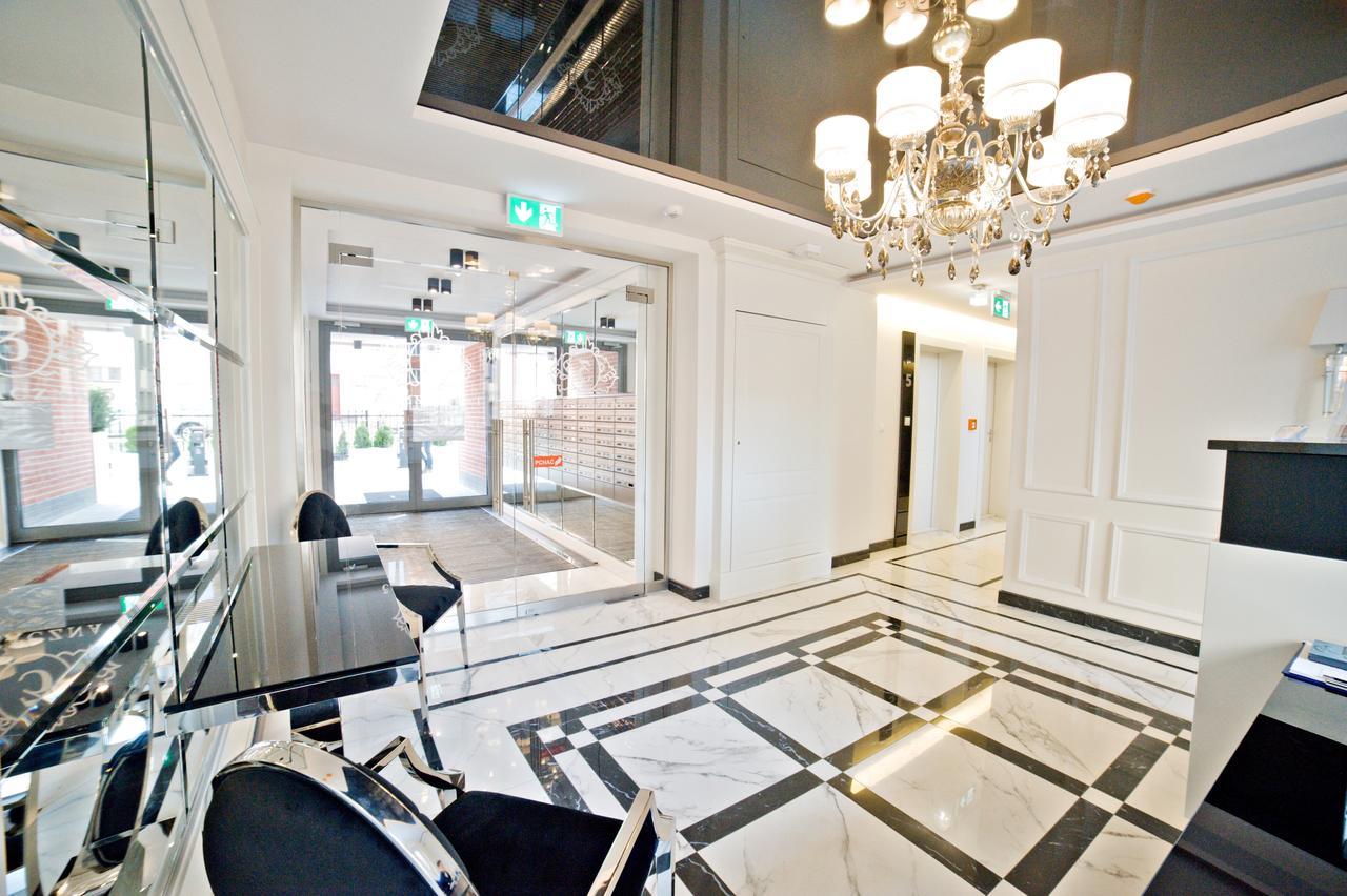 Grand Apartments Tartaczna Deluxe غدانسك المظهر الخارجي الصورة